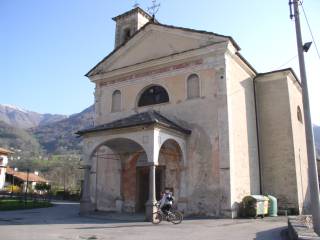 la chiesa di Trausella