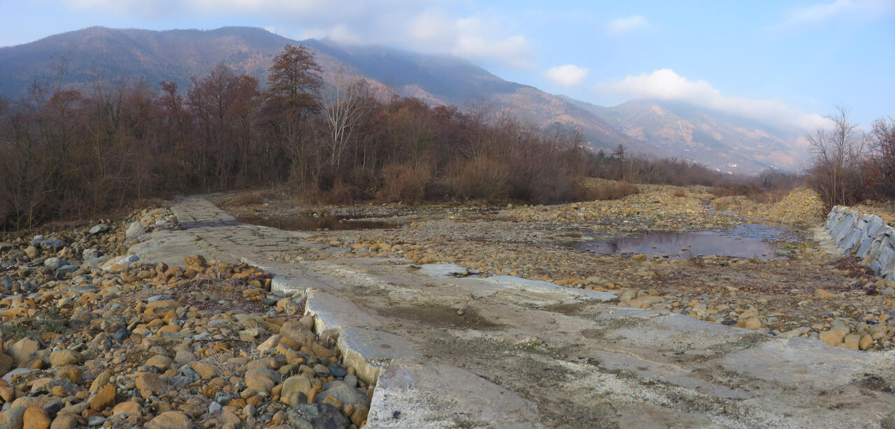 guado sul torrente Casternone